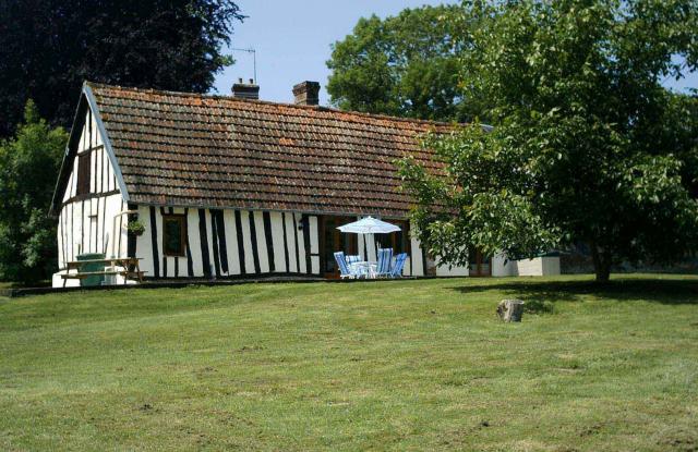 Walnut cottage at la pognandire 