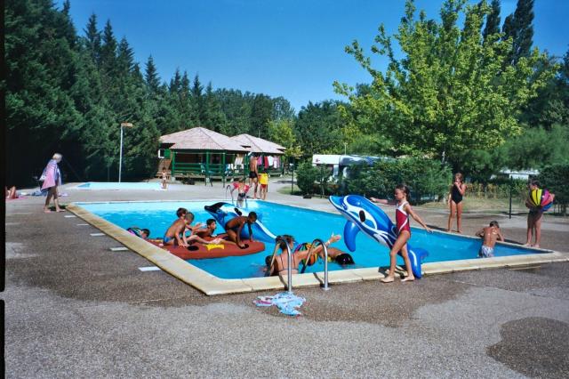 Photo  St pierre de boeuf Camping de la lone saint peirre de ... 
