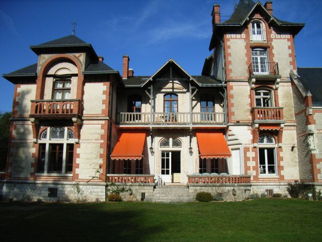 Photo Bed and breakfast Pierrefitte sur sauldre Château de bois rabot