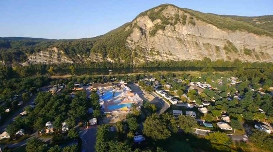 Photo Camping Vallon pont d'arc Camping ***** la plage fleurie